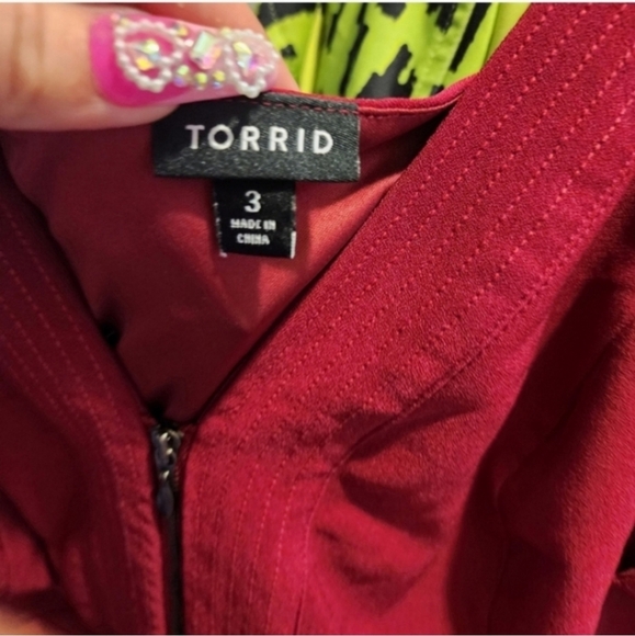 ⚘️NWOT Torrid 3x Peplum Crepe Zip-Front Top - Picture 5 of 6
